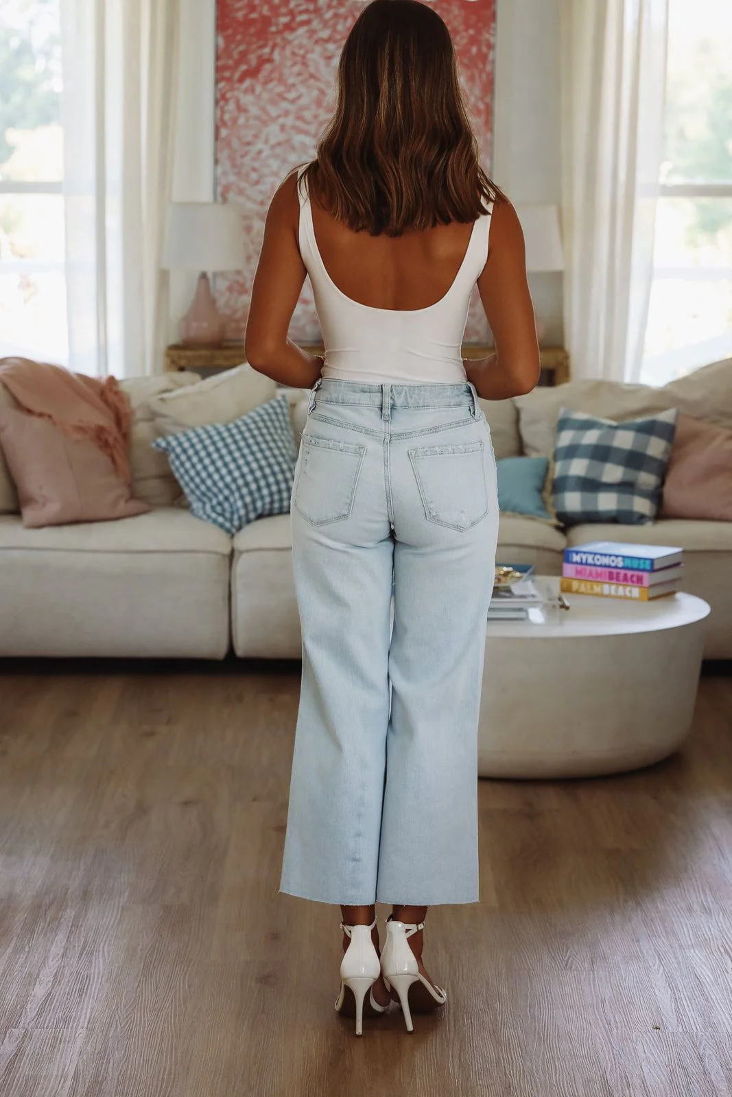 Olivia High Rise Jeans - Light Wash - Image 4